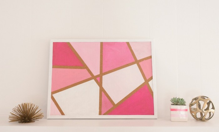 Pintar tablero de corcho rosa